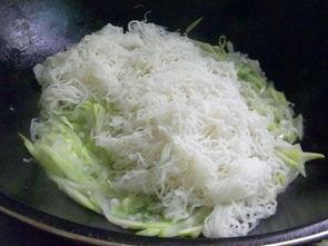 吃瓜网炒米粉,探寻地道美食背后的故事